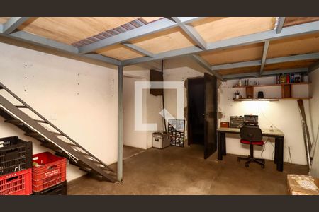 Quarto 2 de casa à venda com 8 quartos, 269m² em Vila Ernesto, São Paulo
