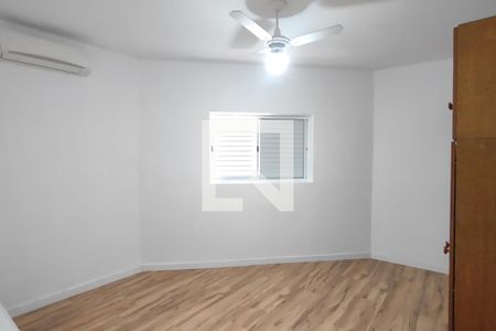 Quarto 2 de casa para alugar com 3 quartos, 180m² em Nova Gerti, São Caetano do Sul