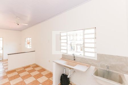 Casa para alugar com 1 quarto, 50m² em Santa Cruz Industrial, Contagem