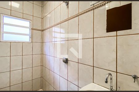 Lavabo de casa para alugar com 3 quartos, 150m² em Parque Boturussu, São Paulo
