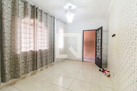Sala de casa à venda com 2 quartos, 214m² em Jardim Cibele, São Paulo