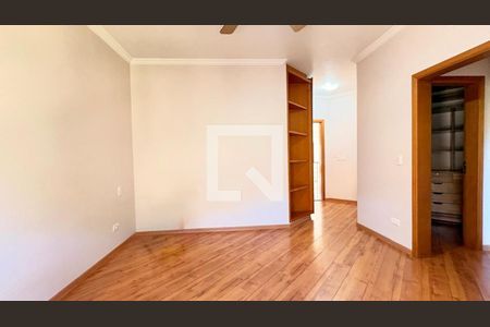 Casa à venda com 4 quartos, 425m² em Morada dos Pinheiros (Aldeia da Serra), Barueri