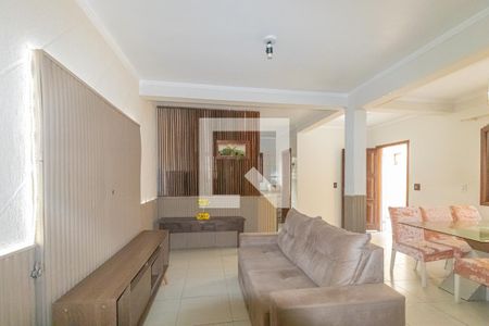 Sala de casa para alugar com 3 quartos, 180m² em Harmonia, Canoas