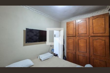 Quarto 1 de casa para alugar com 4 quartos, 253m² em Brás de Pina, Rio de Janeiro