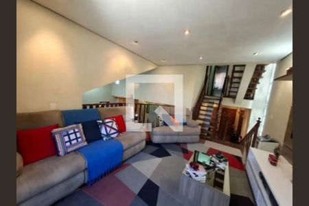 Casa à venda com 3 quartos, 260m² em Jardim Textil, São Paulo