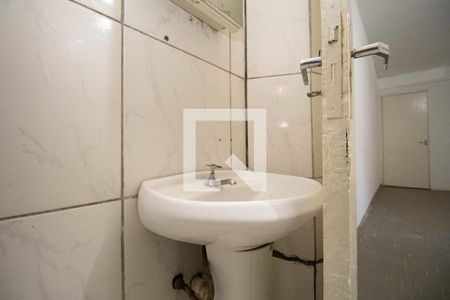 Banheiro social de apartamento para alugar com 1 quarto, 35m² em Q 2, Brasília