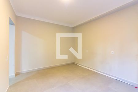 Sala  de casa para alugar com 3 quartos, 180m² em Km 18, Osasco