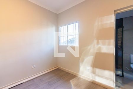 Suíte 1  de casa para alugar com 3 quartos, 180m² em Km 18, Osasco