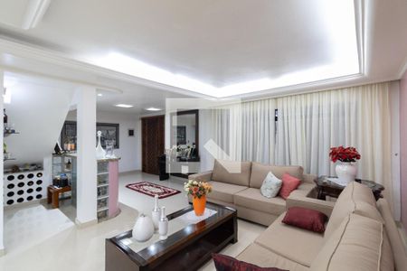 Sala de casa à venda com 4 quartos, 500m² em Vila Chuca, São Paulo