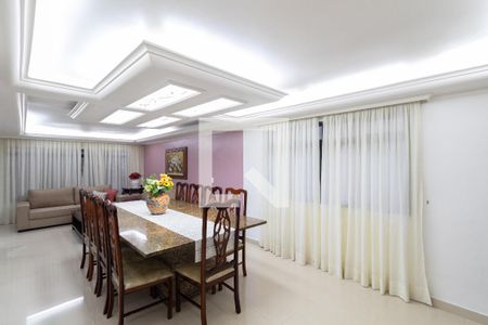 Sala de casa à venda com 4 quartos, 500m² em Vila Chuca, São Paulo
