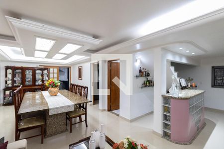 Sala de casa à venda com 4 quartos, 500m² em Vila Chuca, São Paulo