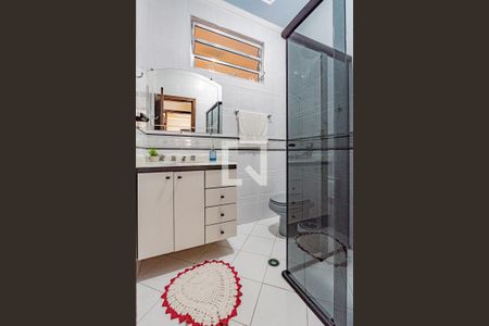 Banheiro de casa à venda com 3 quartos, 240m² em Parque Bristol, São Paulo