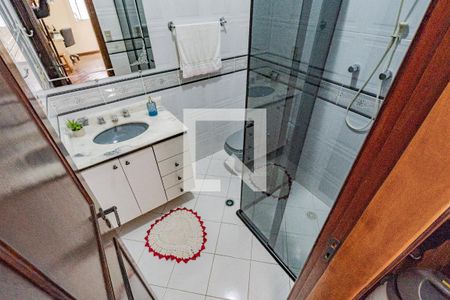 Banheiro de casa à venda com 3 quartos, 240m² em Parque Bristol, São Paulo
