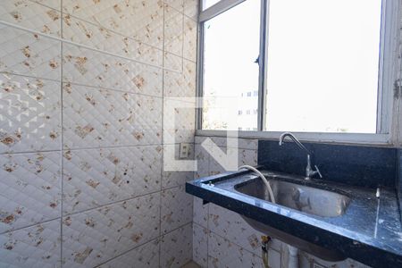 Sala/Cozinha/Área de Serviço  de apartamento para alugar com 2 quartos, 44m² em Vila Popular, São Paulo