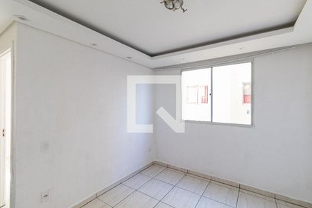 Sala/Cozinha/Área de Serviço  de apartamento para alugar com 2 quartos, 44m² em Vila Popular, São Paulo