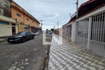 Fachada de casa para alugar com 2 quartos, 91m² em Real, Praia Grande