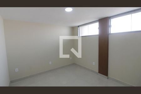 Quarto 2 de apartamento para alugar com 2 quartos, 50m² em Palmeiras, Cabo Frio