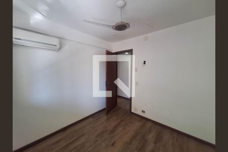 Quarto 1 de apartamento para alugar com 3 quartos, 120m² em Ingá, Niterói