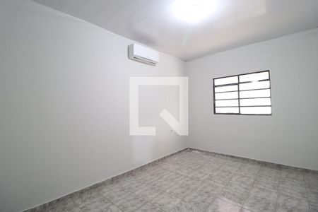 Quarto 2 de casa para alugar com 2 quartos, 50m² em Tibery, Uberlândia