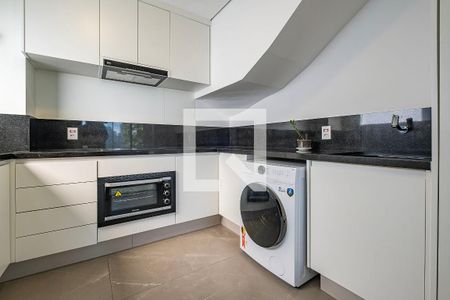 Sala/Cozinha de apartamento para alugar com 2 quartos, 126m² em Pinheiros, São Paulo