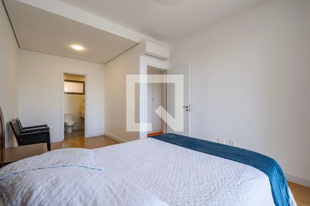 Suíte 1 de apartamento para alugar com 2 quartos, 126m² em Pinheiros, São Paulo