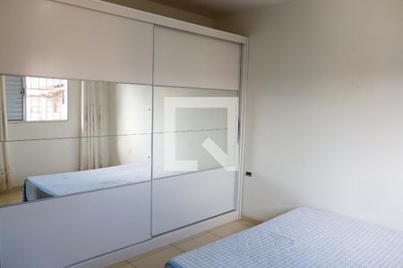 Quarto 1 de casa para alugar com 1 quarto, 50m² em Veloso, Osasco