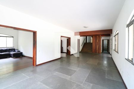 Sala de casa para alugar com 7 quartos, 10m² em Praia da Lagoa, São Paulo