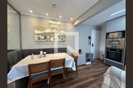 Sala de apartamento para alugar com 1 quarto, 50m² em Jardim Tupanci, Barueri