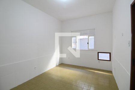 Quarto de casa para alugar com 1 quarto, 70m² em Taquara, Rio de Janeiro