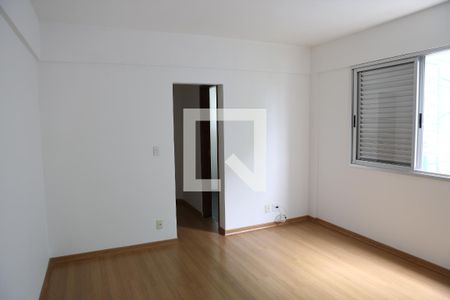Quarto 1 de apartamento para alugar com 3 quartos, 100m² em Barreiro, Belo Horizonte
