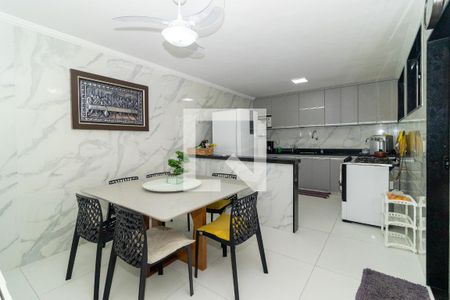 Copa de casa para alugar com 3 quartos, 350m² em Campinho, Rio de Janeiro