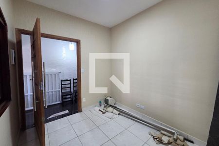 Sala de casa para alugar com 3 quartos, 250m² em Guilhermina, Praia Grande