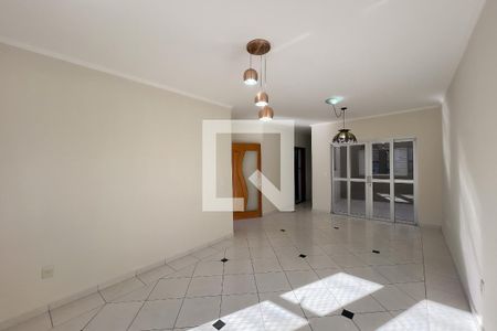 Casa de Condomínio para alugar com 3 quartos, 100m² em Lenheiro, Valinhos