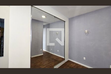 Armário da Suíte  de casa para alugar com 2 quartos, 80m² em Centro, Nilópolis