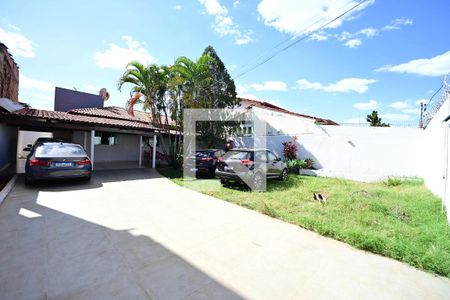 Casa à venda com 4 quartos, 416m² em Vila Anchieta, Goiânia