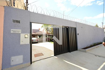 Casa à venda com 4 quartos, 416m² em Vila Anchieta, Goiânia