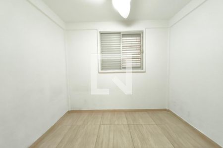 Quarto 2 de apartamento para alugar com 2 quartos, 59m² em Parque Residencial Vila União, Campinas