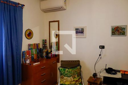 Quarto 2 de casa à venda com 3 quartos, 210m² em Veloso, Osasco