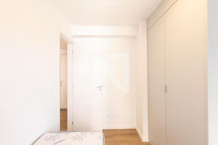 Quarto 1 de apartamento à venda com 2 quartos, 44m² em Água Verde, Curitiba