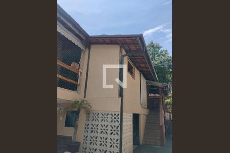 Área externa de casa à venda com 3 quartos, 110m² em Matapaca, Niterói
