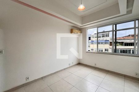 Quarto 1 de apartamento à venda com 3 quartos, 89m² em Leme, Rio de Janeiro