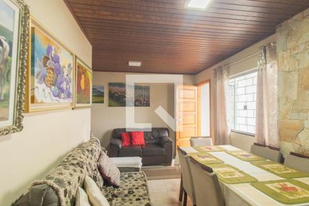 Sala de casa à venda com 3 quartos, 200m² em Atuba, Curitiba