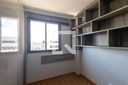 Quarto 1 de apartamento à venda com 3 quartos, 73m² em Bacacheri, Curitiba
