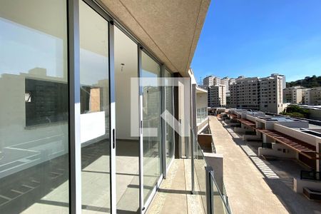 Varanda da Sala de casa de condomínio à venda com 3 quartos, 175m² em Buritis, Belo Horizonte