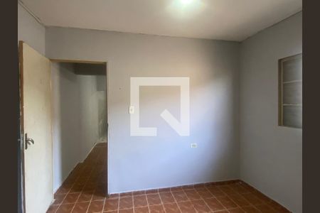 Quarto de casa para alugar com 1 quarto, 300m² em Santo Antônio, Osasco