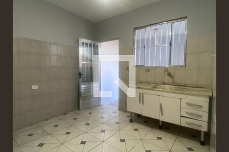 Cozinha de casa para alugar com 1 quarto, 300m² em Santo Antônio, Osasco