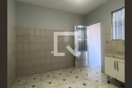 Cozinha de casa para alugar com 1 quarto, 300m² em Santo Antônio, Osasco