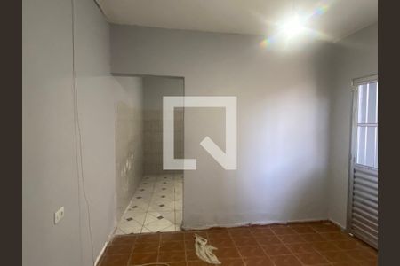 Sala  de casa para alugar com 1 quarto, 300m² em Santo Antônio, Osasco