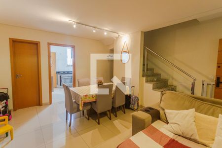Sala de casa à venda com 3 quartos, 136m² em Renascença, Belo Horizonte