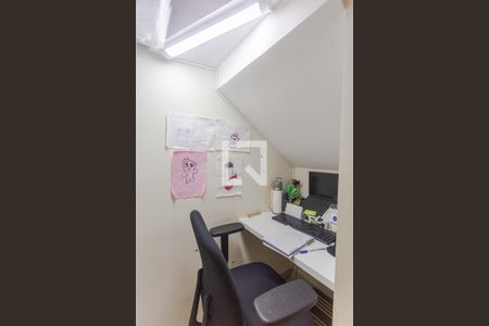 Escritório na Sala de casa à venda com 3 quartos, 136m² em Renascença, Belo Horizonte